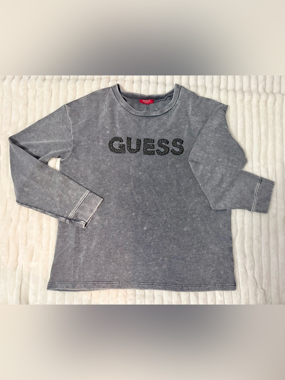 GUESS Women’s Distressed Gray Logo Long Sleeve Fleece Pullover